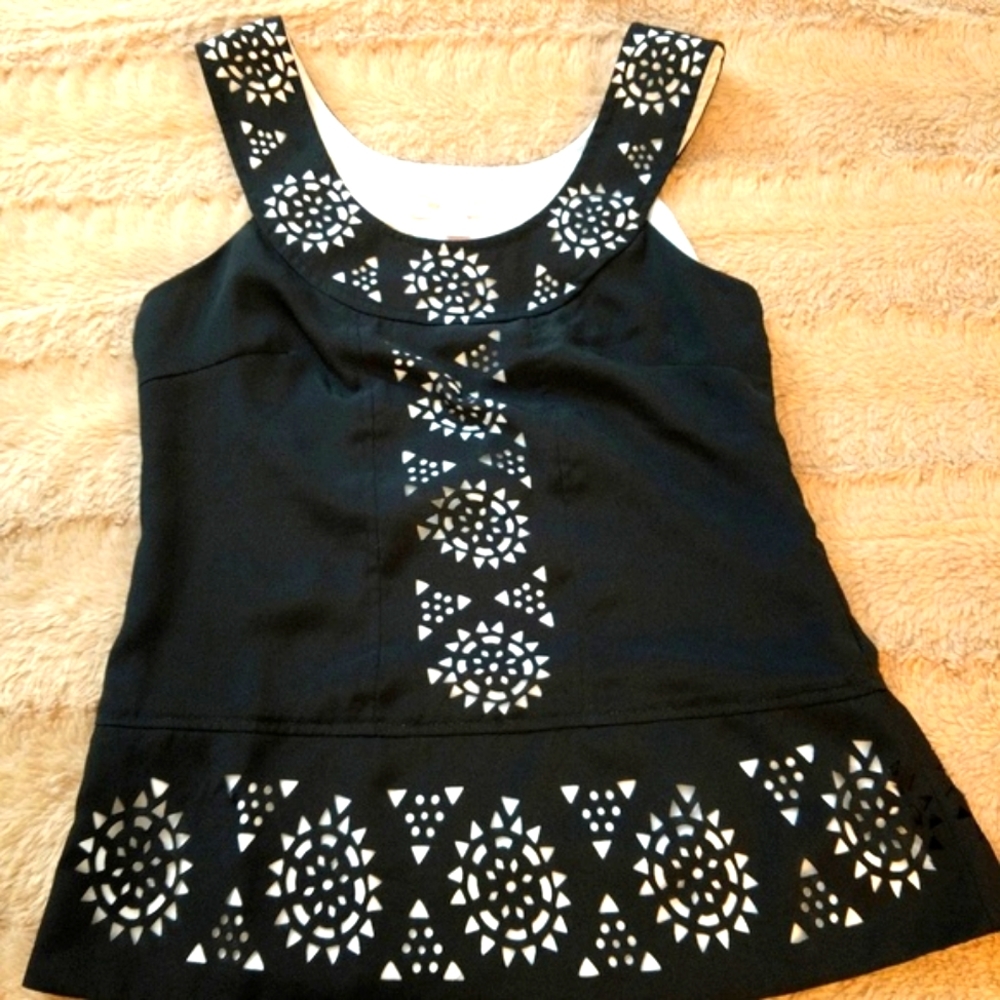 Romeo & Juliet Couture  black cut out top